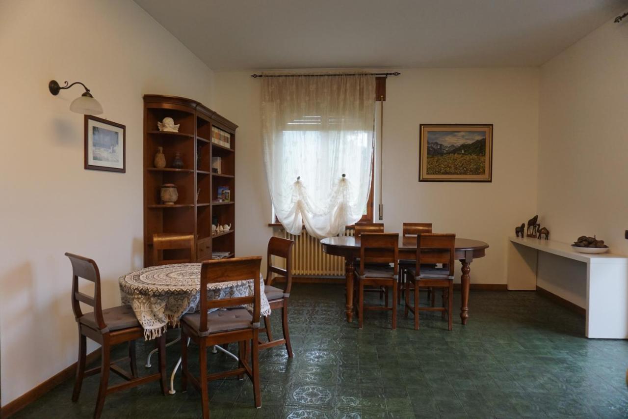 Cunardo Al Picchio Verde A.P.S. Bed & Breakfast エクステリア 写真