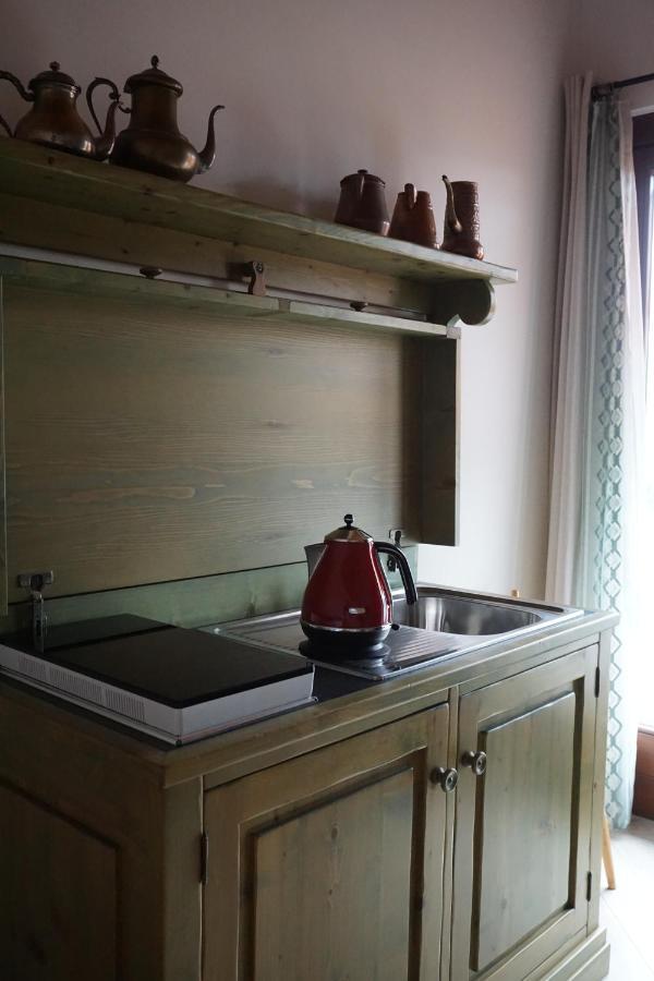 Cunardo Al Picchio Verde A.P.S. Bed & Breakfast エクステリア 写真