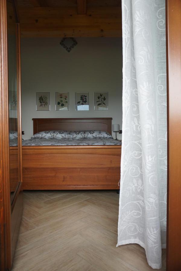 Cunardo Al Picchio Verde A.P.S. Bed & Breakfast エクステリア 写真