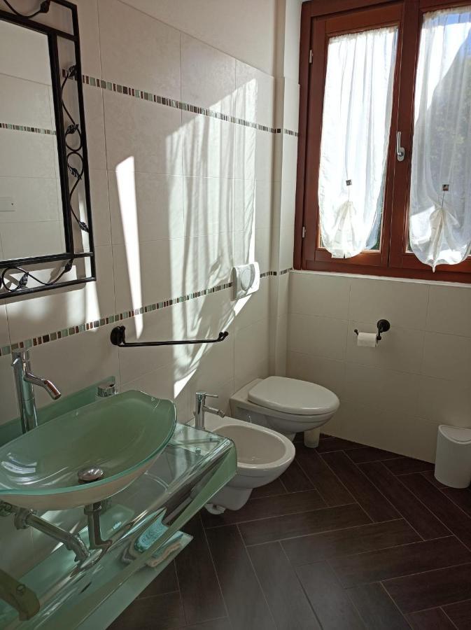Cunardo Al Picchio Verde A.P.S. Bed & Breakfast エクステリア 写真